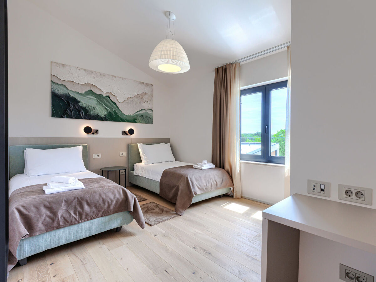 Villa Sola – 5 chambres, piscine privée à Tinjan - Photo 16