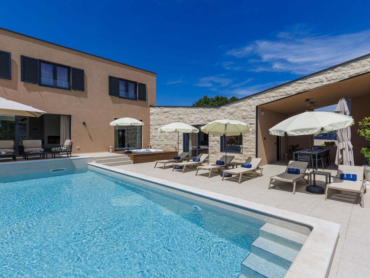 Villa Sola – 5 chambres, piscine privée à Tinjan - Photo 50