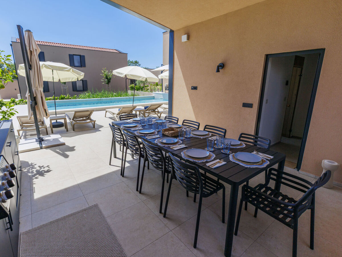 Villa Sola – 5 chambres, piscine privée à Tinjan - Photo 51