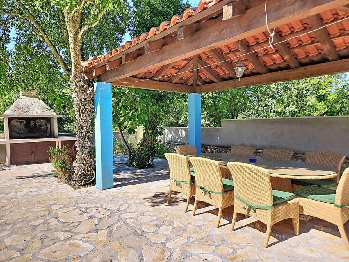 Maison Lino avec piscine privée à Dugopolje - Photo 3