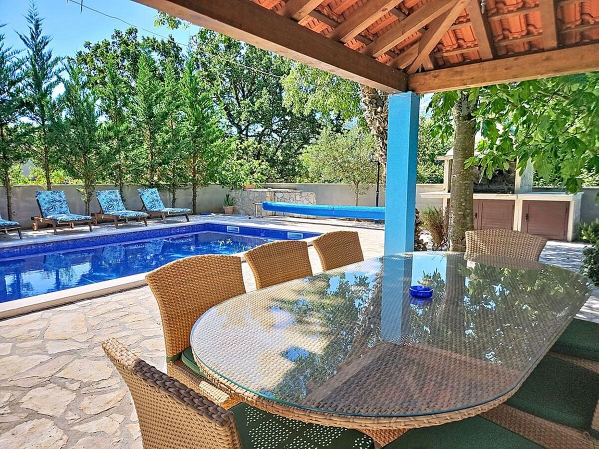 Maison Lino avec piscine privée à Dugopolje - Photo 11