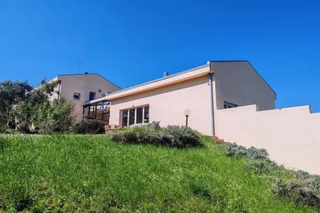 Location villa à Senigallia, Villa élégante avec piscine