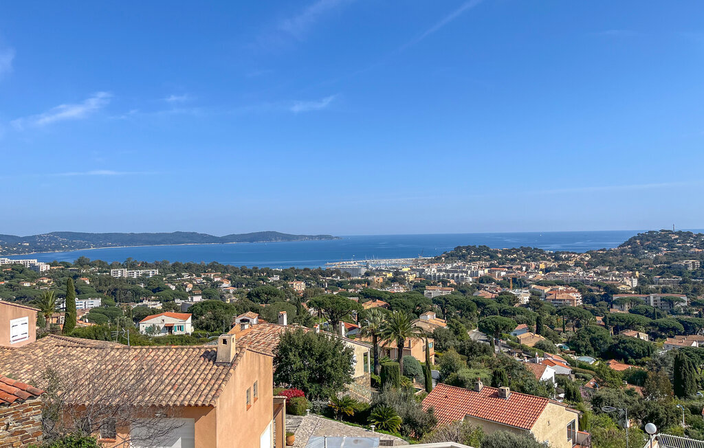 Villa avec piscine et vue mer à Cavalaire - Photo 18