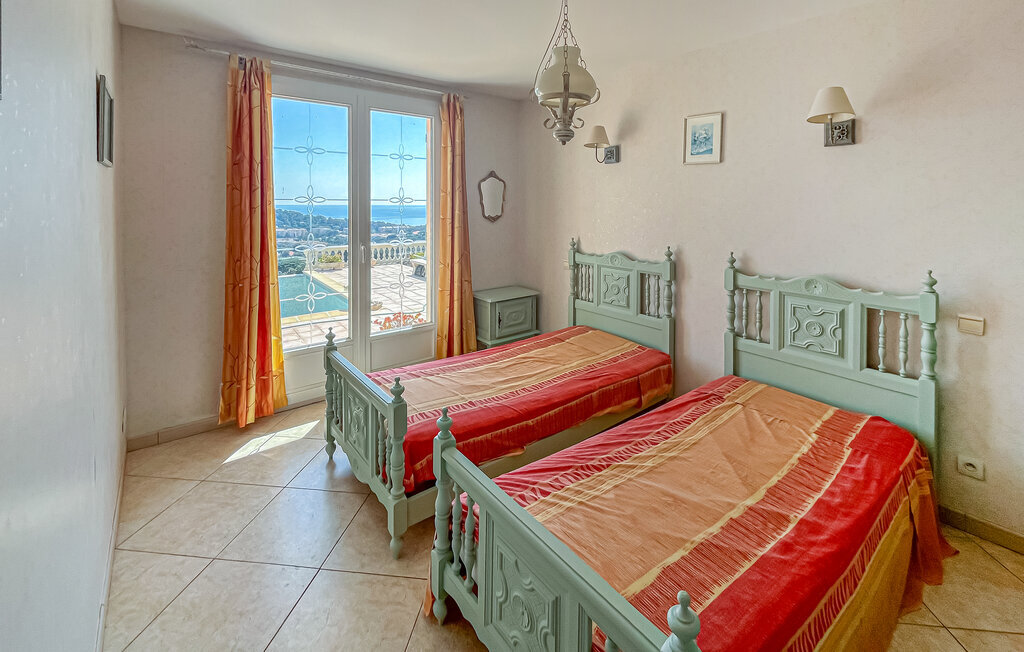 Villa avec piscine et vue mer à Cavalaire - Photo 20