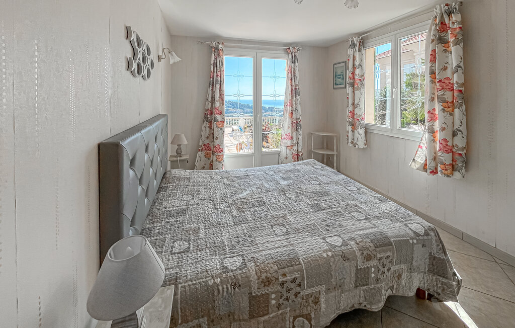 Villa avec piscine et vue mer à Cavalaire - Photo 21