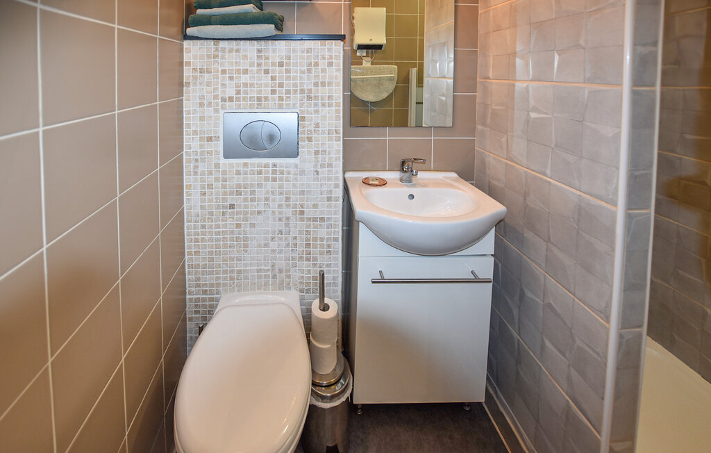 Maison avec piscine partagée à Taillades - Photo 12