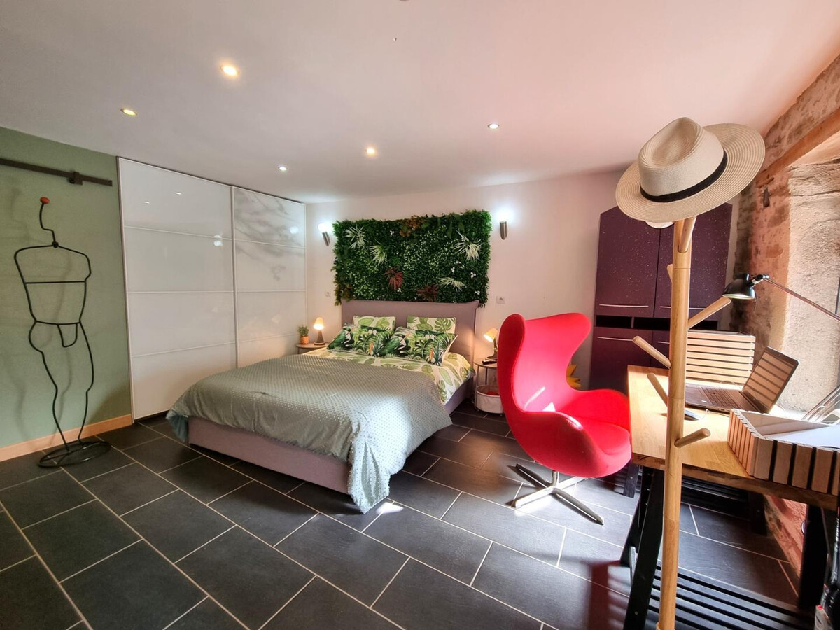 Studio rénové 30 m² avec cour privée à Tartaras - Photo 3