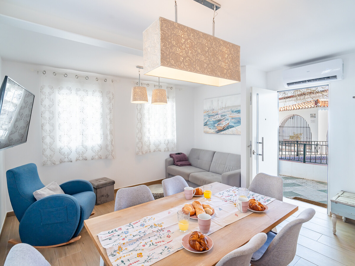 Maison 200 m² avec terrasse rooftop, centre Nerja - Photo 8