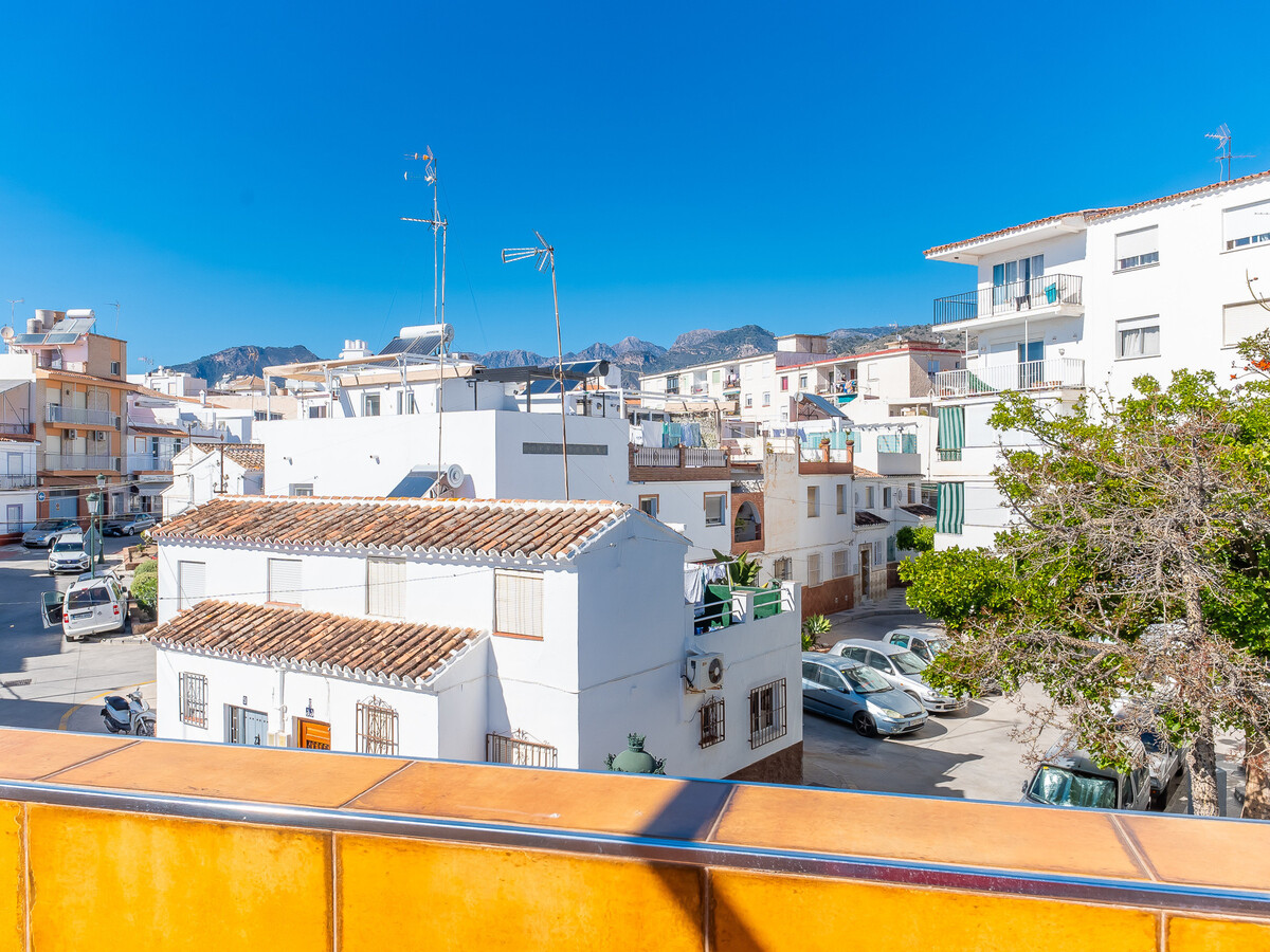 Maison 200 m² avec terrasse rooftop, centre Nerja - Photo 30