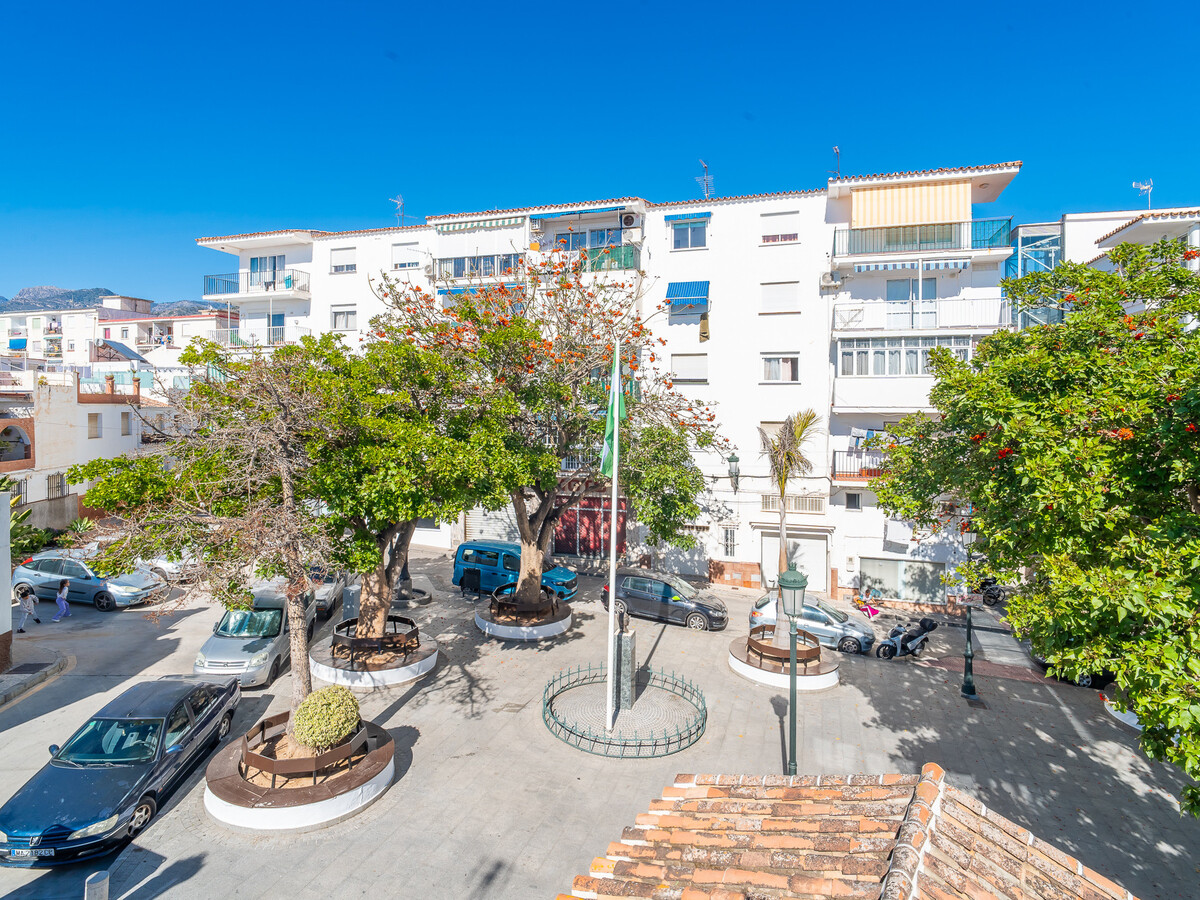 Maison 200 m² avec terrasse rooftop, centre Nerja - Photo 33