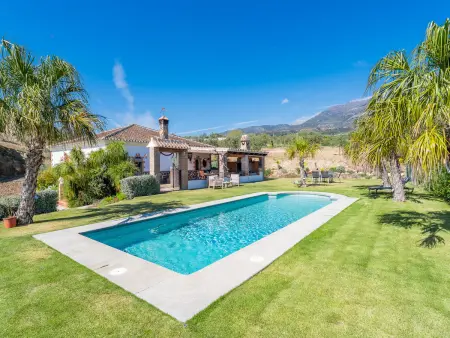 Location gite à Alozaina, Maison rurale, animaux admis, vue montagne - 6 pers.