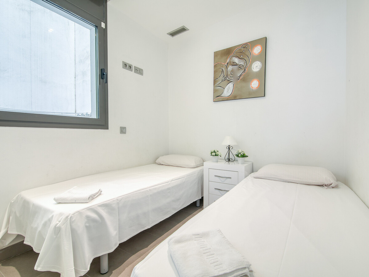 Appartement 3 ch. vue mer, 1ère ligne de plage à Roses - Photo 20