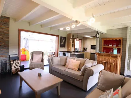 Chalet Myrabelle en bordure de forêt à Biron, pour 8 personnes : photo 11