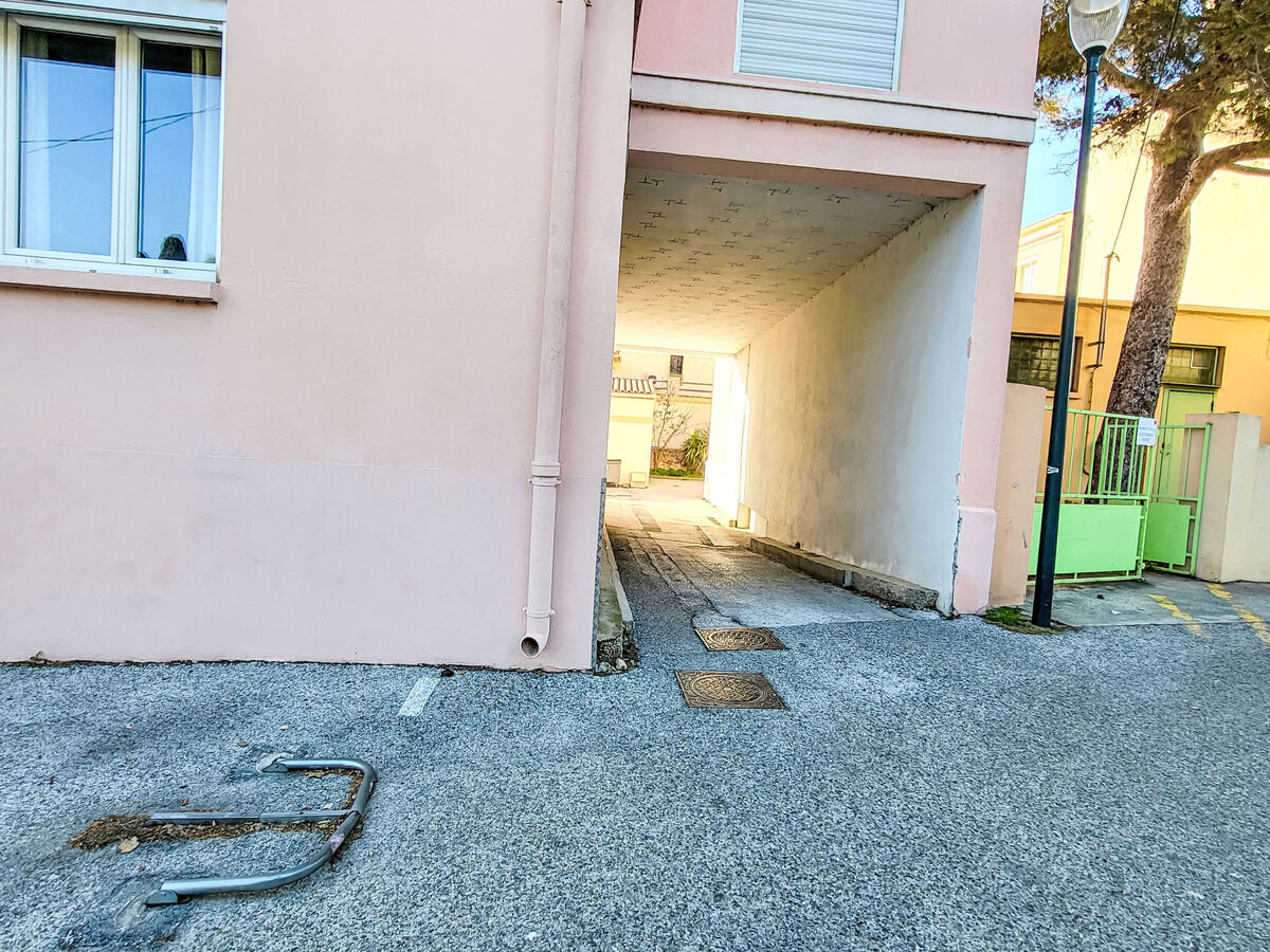 Appartement Marius Bondil à 210 m de la mer - Photo 21