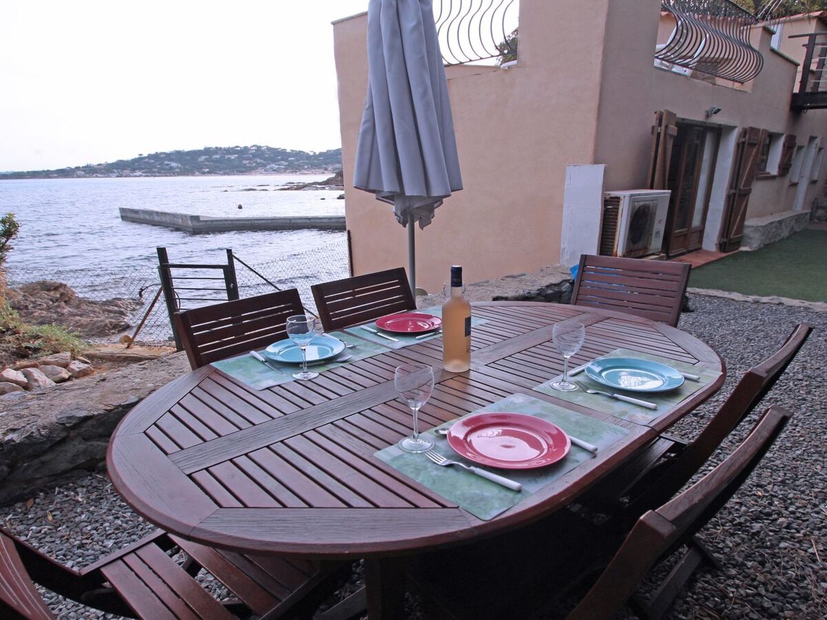Maison pieds dans l'eau à Sainte-Maxime - Photo 21