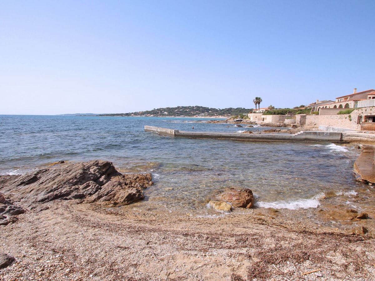 Maison pieds dans l'eau à Sainte-Maxime - Photo 22