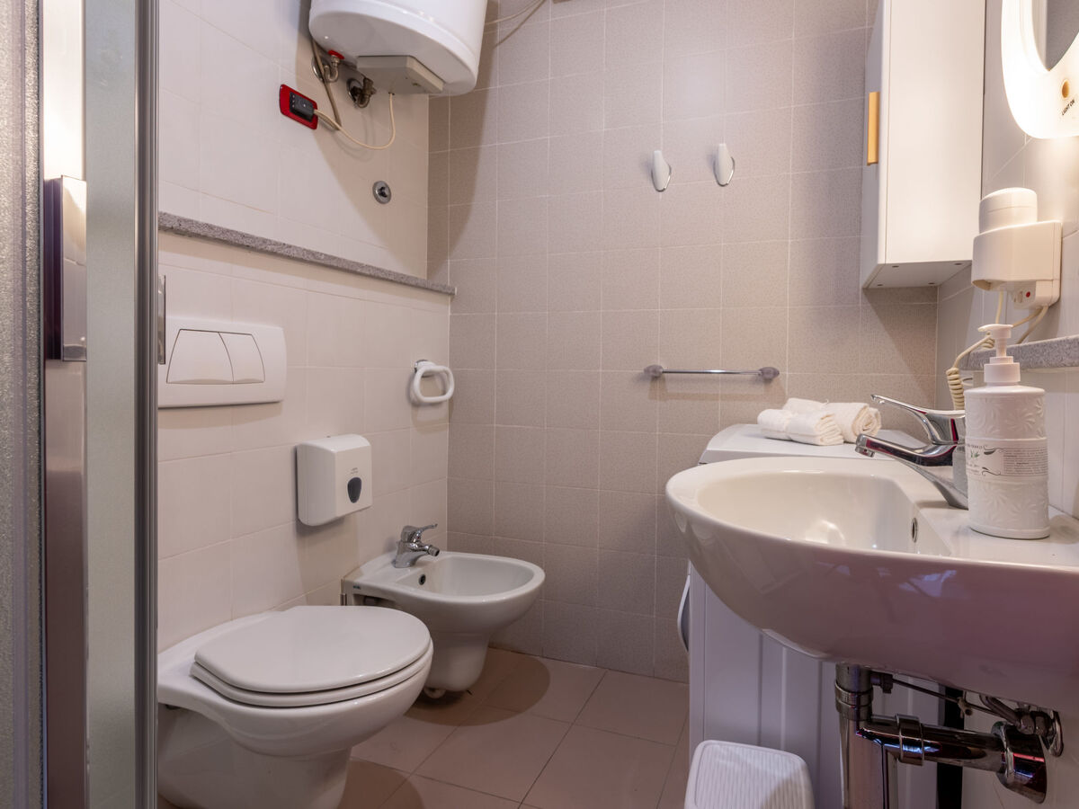 Domus Talenti – Studio moderne au cœur d'Alba - Photo 23