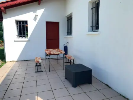Maison familiale à Saint-Pée-sur-Nivelle avec jardin - Photo 10