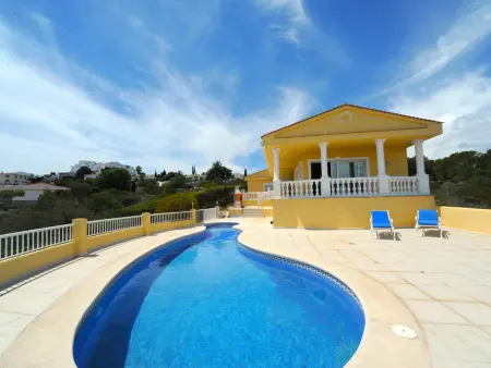 Location villa à Peniscola, Villa spacieuse 4 chambres avec piscine privée et climatisation