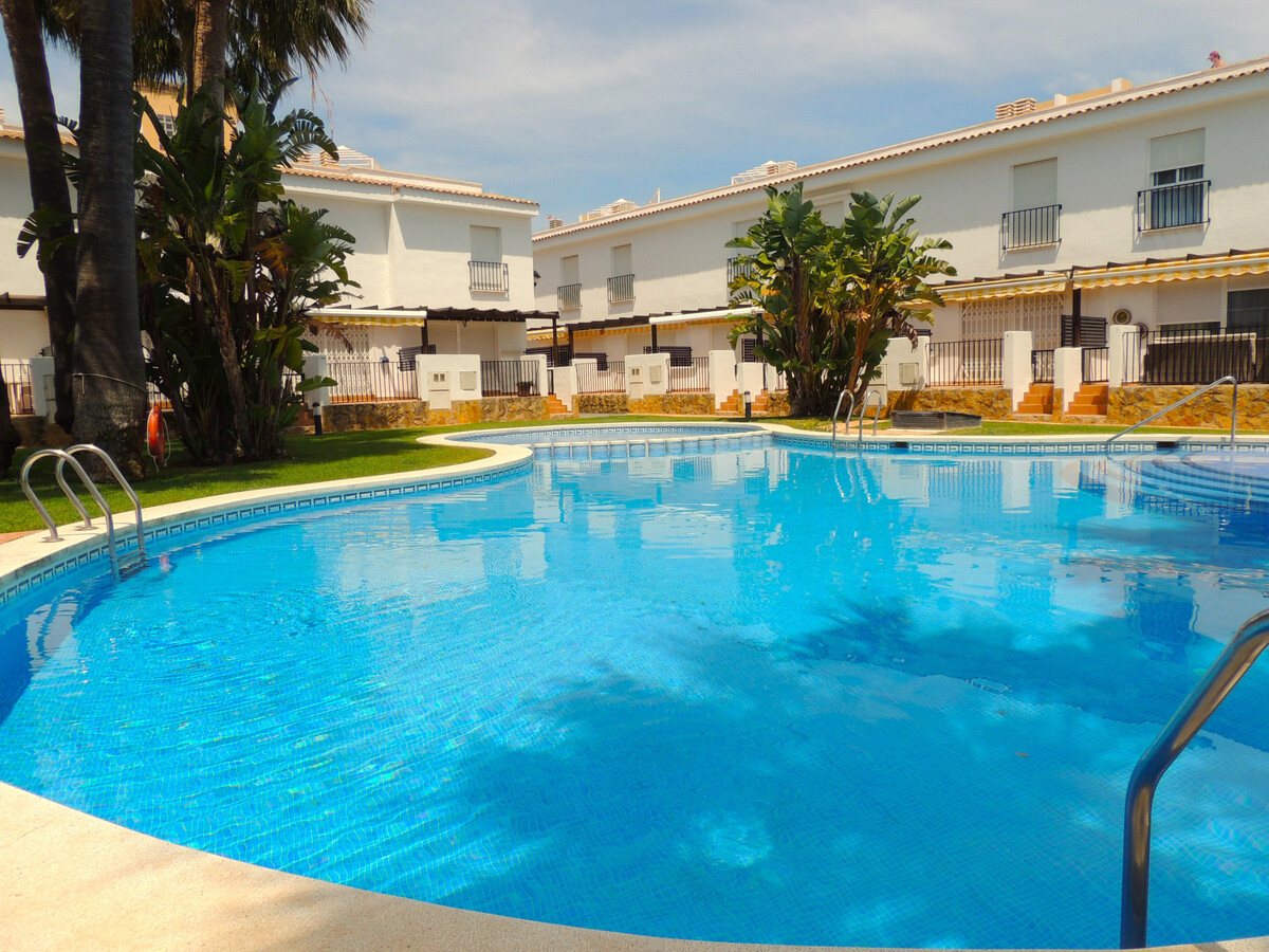 Maison mitoyenne 6 pers. avec terrasse et piscine - Photo 21