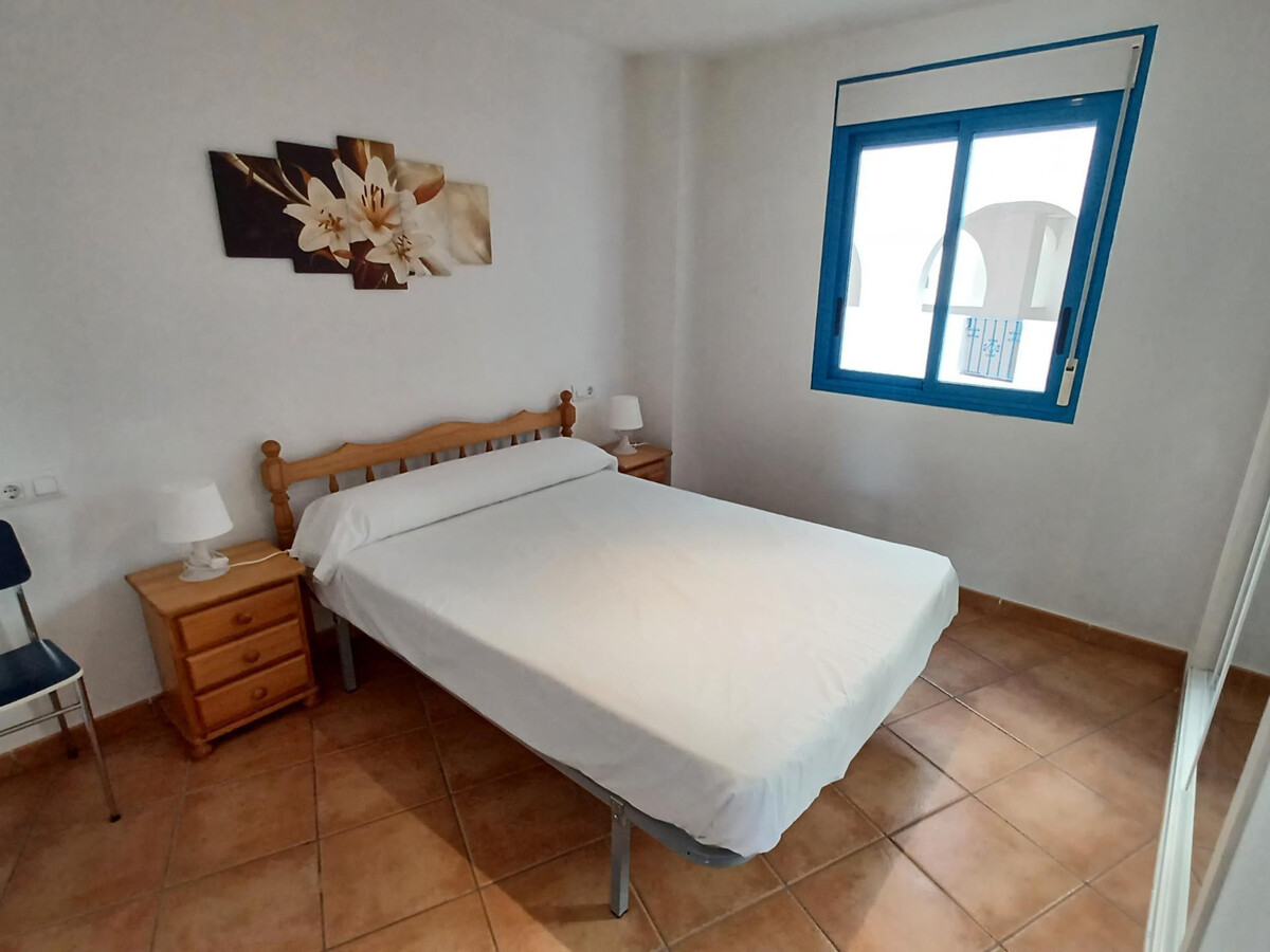 Appartement 3 ch, 130 m², piscine chauffée toute l'année - Photo 2