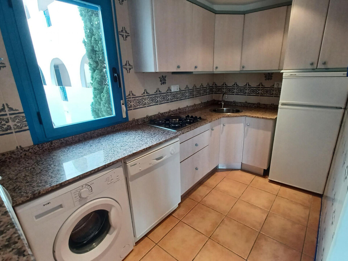 Appartement 3 ch, 130 m², piscine chauffée toute l'année - Photo 7