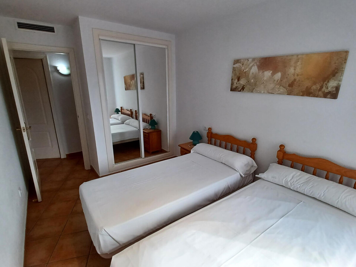 Appartement 3 ch, 130 m², piscine chauffée toute l'année - Photo 10
