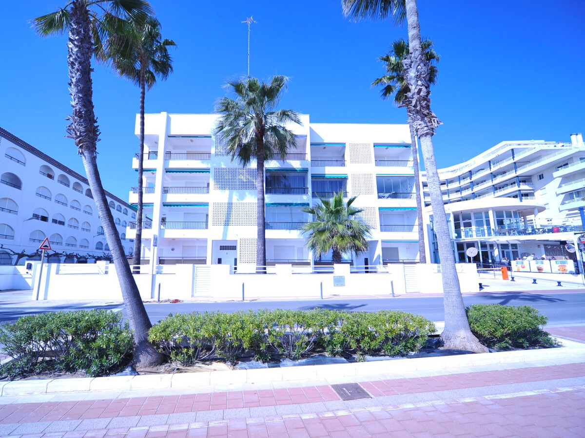 Appartement 3 chambres en 1ère ligne de plage à Peñíscola - Photo 18