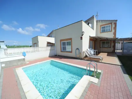 Location villa à Peniscola, Villa tranquille à Peñiscola avec piscine privée et climatisation pour 8 personnes