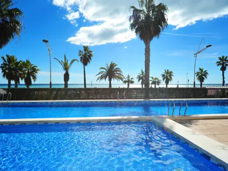 Appartement 6 pers. à 50 m de la plage, parking couvert : photo 3