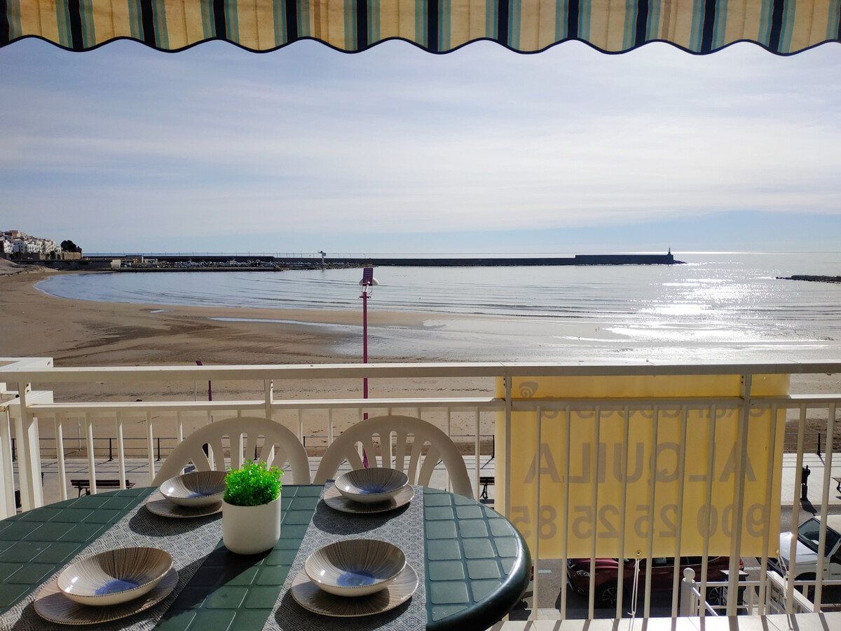 Appartement front de mer Peñíscola, 2 ch, terrasse vue plage - Photo 1