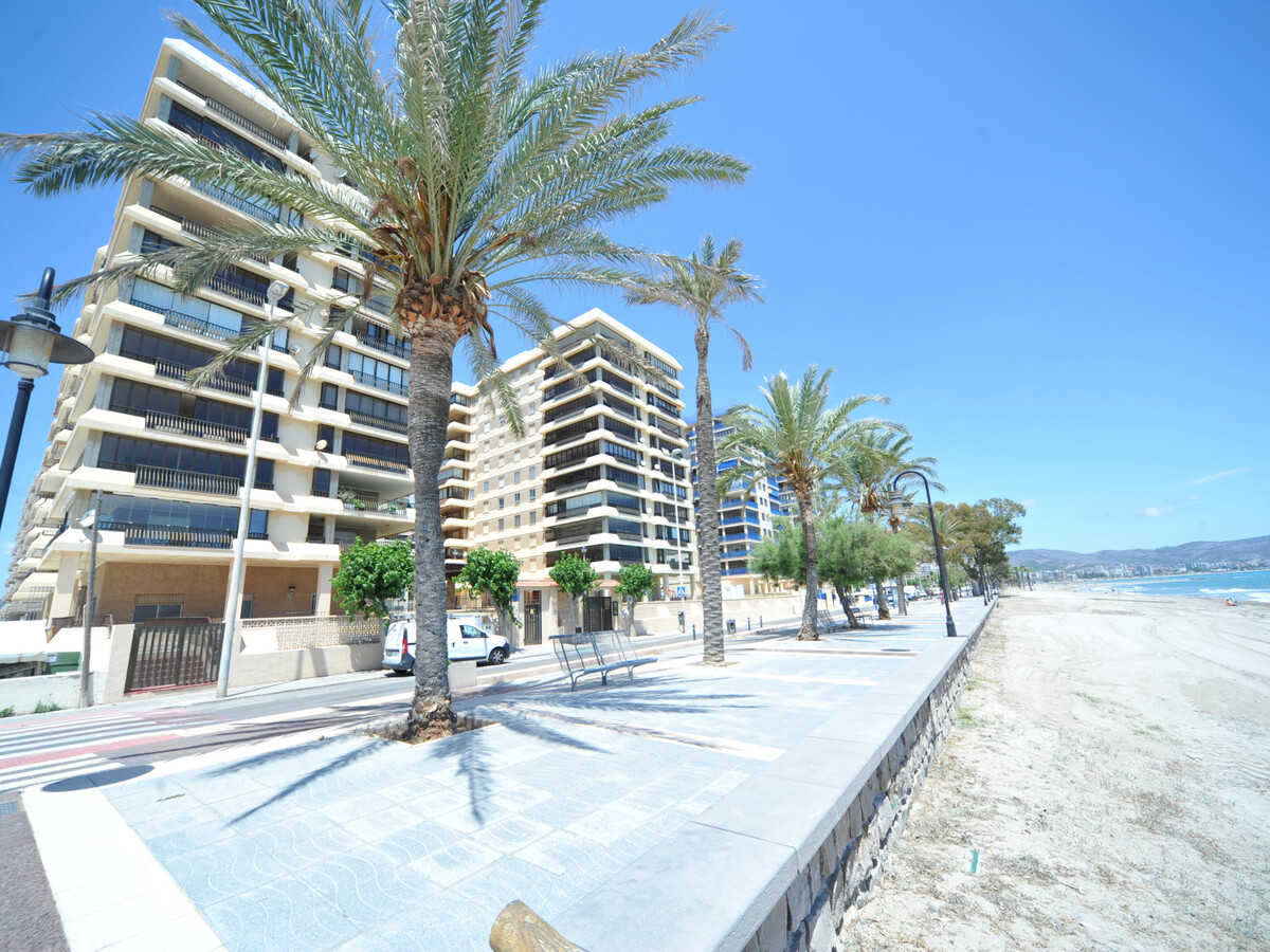 Appartement 4 ch. en première ligne de plage à Benicàssim - Photo 24