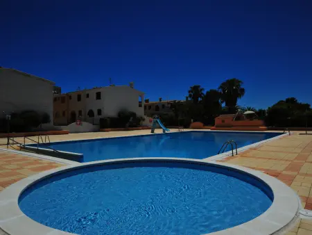 Location gite à Benicàssim, Bungalow charmant à Benicàssim avec climatisation