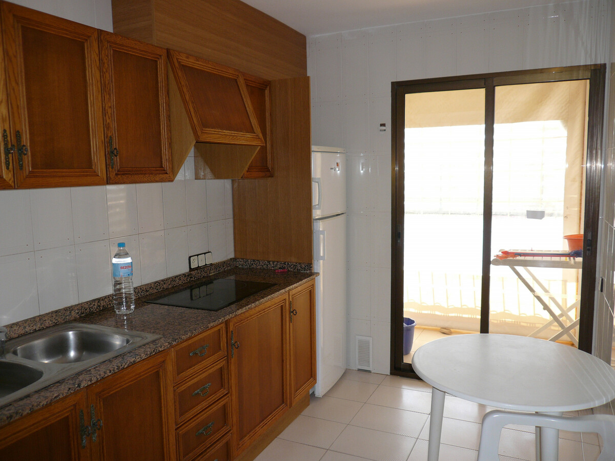 Appartement 8 pers, 3 ch, piscine et jardin à Alcossebre - Photo 4