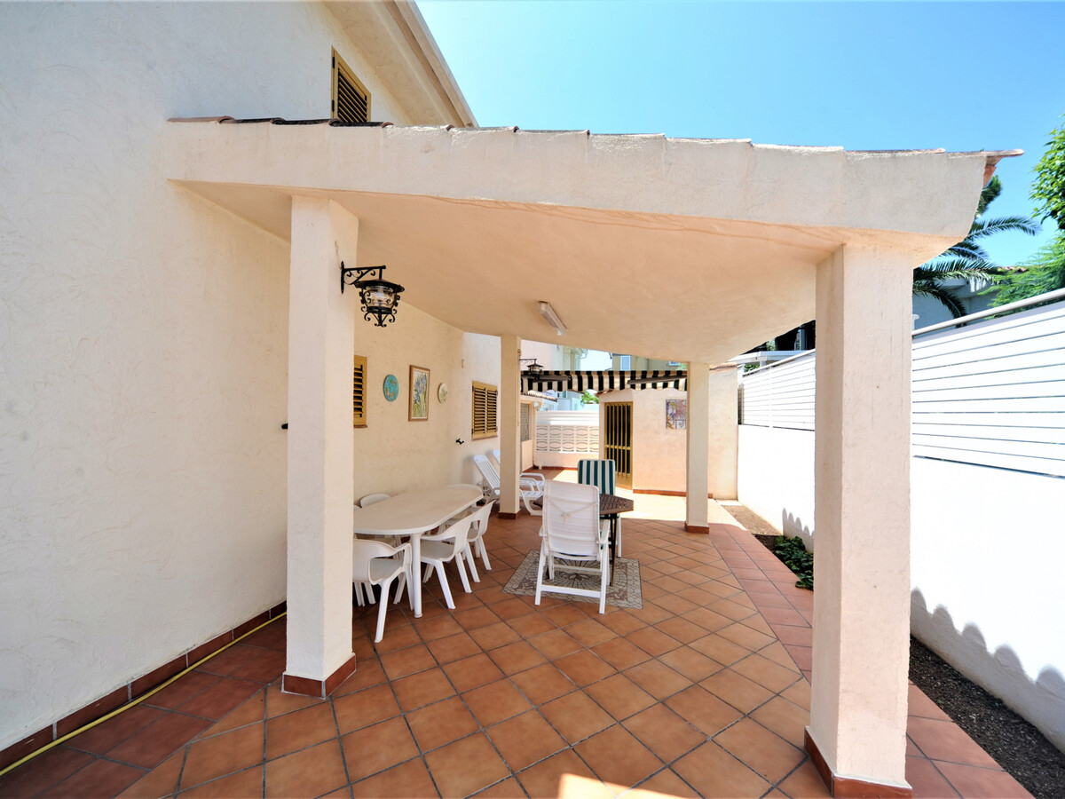 Villa 5 chambres à Benicàssim, 700m de la plage - Photo 4