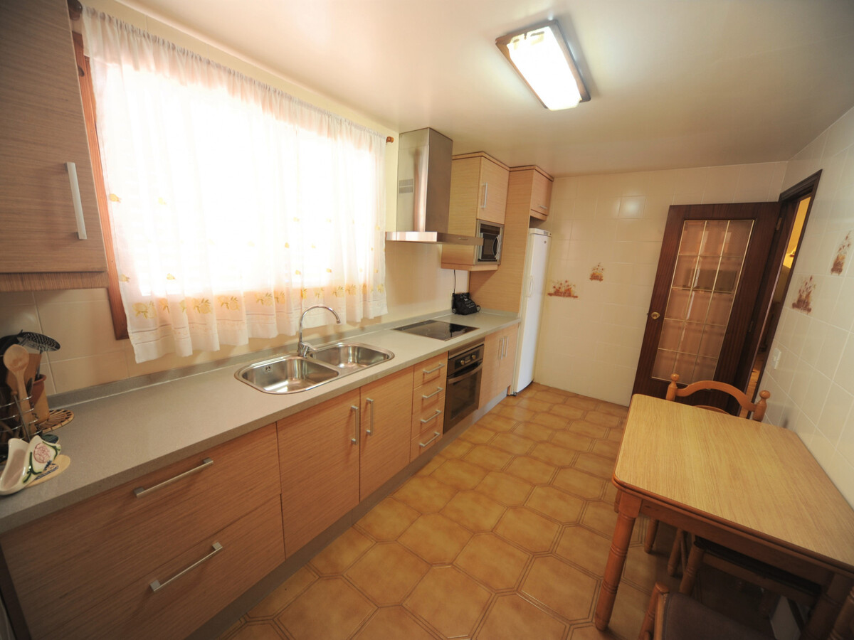 Villa 5 chambres à Benicàssim, 700m de la plage - Photo 8