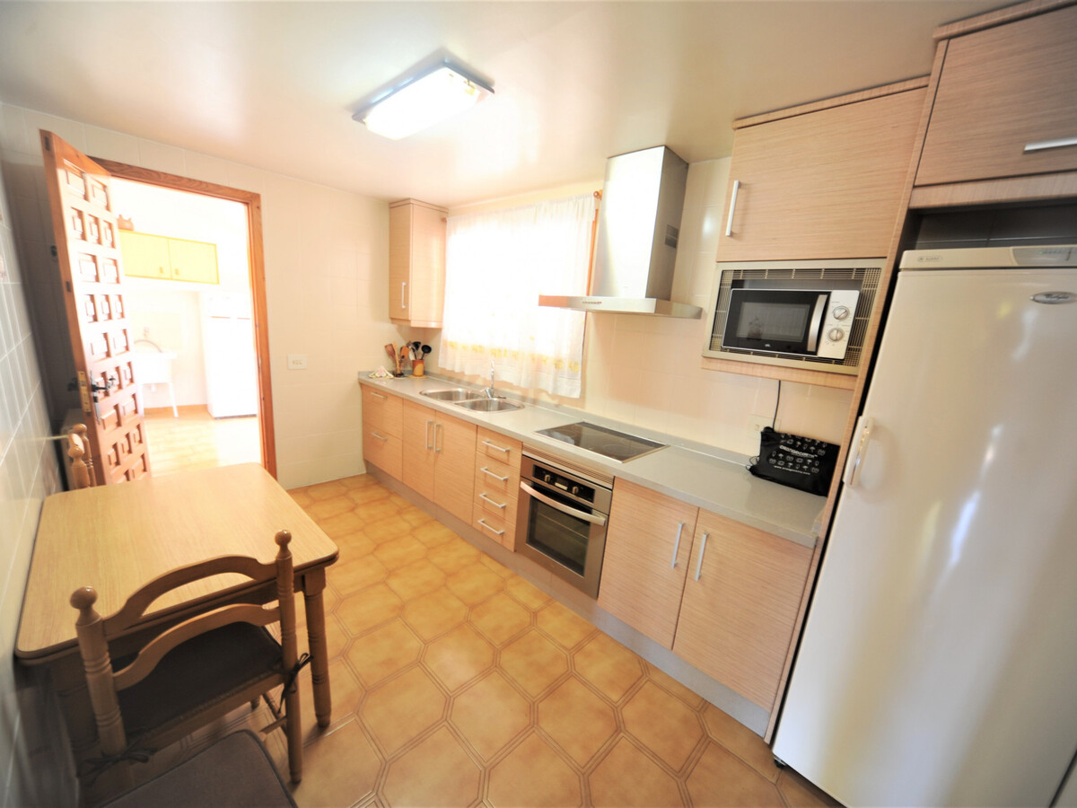 Villa 5 chambres à Benicàssim, 700m de la plage - Photo 9
