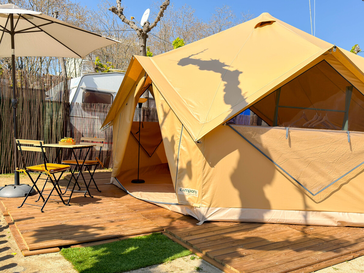 Tente glamping 2 pers. près plage à Canet de Mar - Photo 1