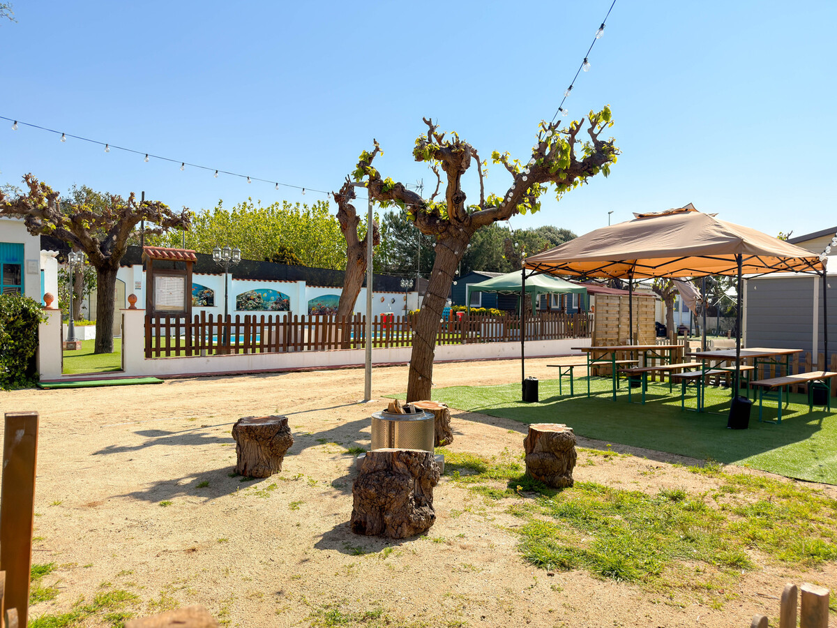 Tente glamping 2 pers. près plage à Canet de Mar - Photo 4