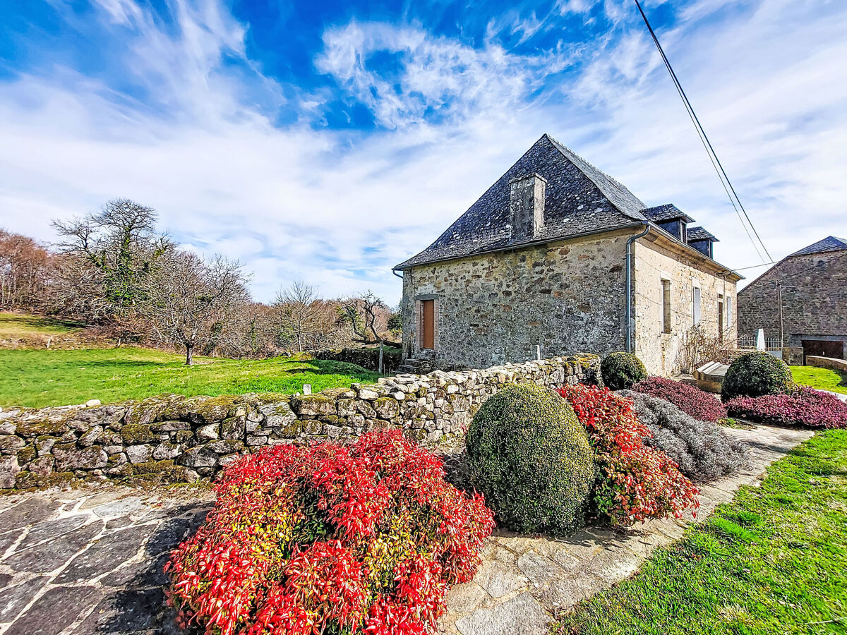 Gîte Saint Sauveur – Maison rustique à St-Martin-La-Meanne - Photo 15
