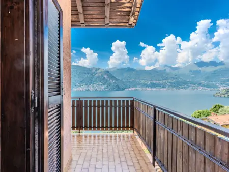 Appartement Lidia avec vue lac à Dorio : photo 15