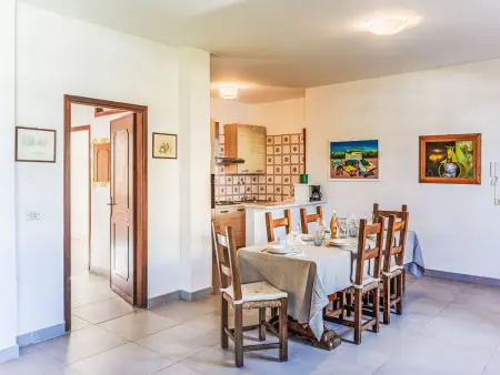 Grand Appartement 100m² avec jardin à Marina di Massa : photo 10