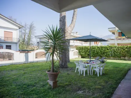 Grand Appartement 100m² avec jardin à Marina di Massa : photo 26