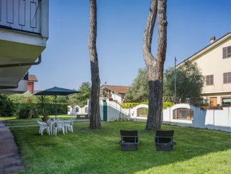 Grand Appartement 100m² avec jardin à Marina di Massa : photo 28