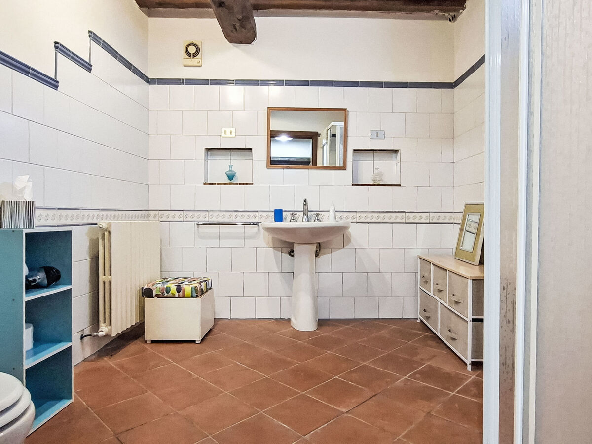 Il Colle di Tiglio – Villa 8 pers. avec piscine à Barga - Photo 32