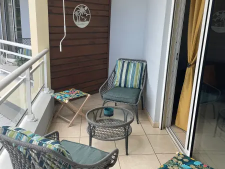 Appartement avec piscine chauffée et vue mer au Tampon : photo 8