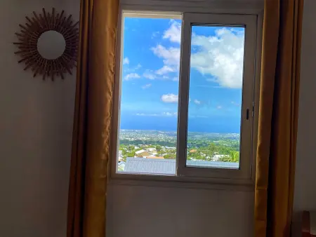Appartement avec piscine chauffée et vue mer au Tampon : photo 17