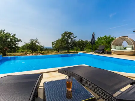 Villa Laura An : maison 4 chambres avec piscine infinity à Poreč : photo 33