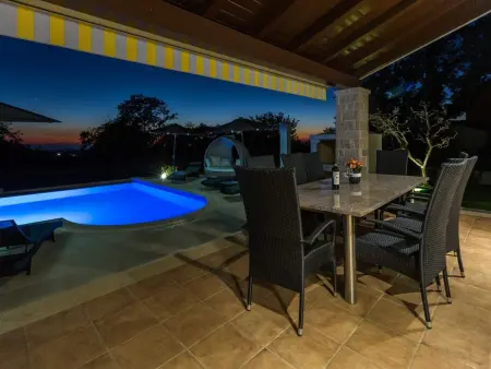 Villa Laura An : maison 4 chambres avec piscine infinity à Poreč : photo 42