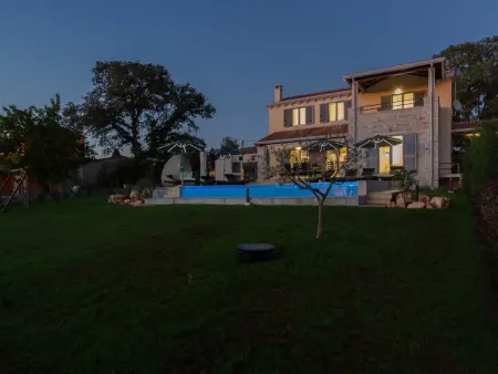 Villa Laura An : maison 4 chambres avec piscine infinity à Poreč : photo 51